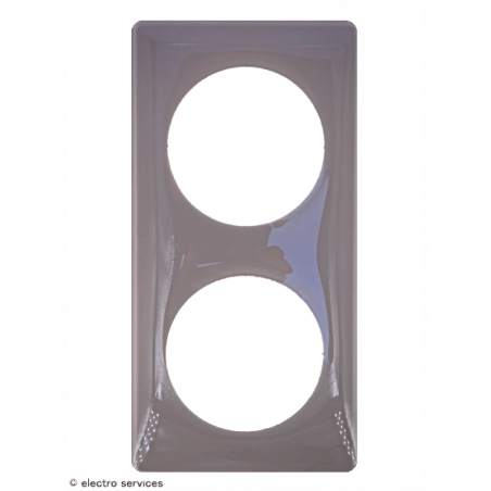 Plaque Céliane™ Laqué 2 postes Legrand | Plaque de finition design Galet