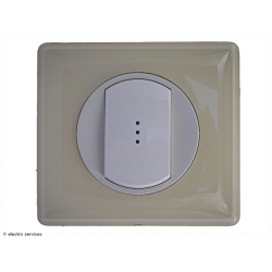 Poussoir ou poussoir inverseur à Voyant Lumineux Céliane Complet Ivoire - Avec griffes - CCI008G