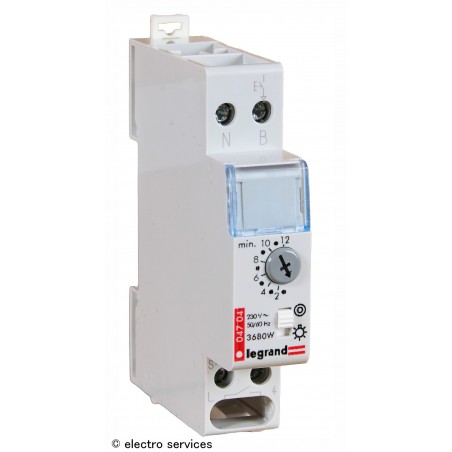 Minuterie modulaire multifonction 230V 16A Legrand 004704 – 1 mod