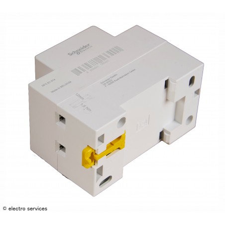 Prise modulaire 2P+T 16A 250V Schneider Resi9 R9PCS616 rail DIN