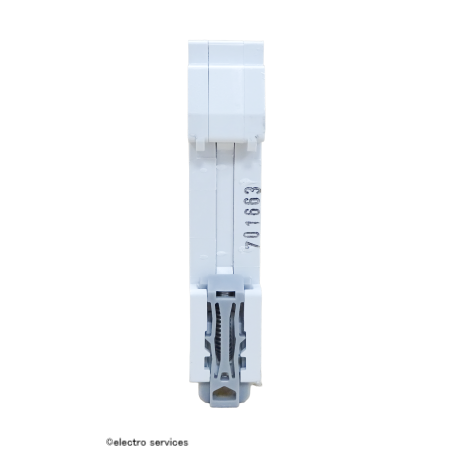 Disjoncteur 20A courbe C Legrand DNX³ 406784 – 1P+N auto 6kA 1 module
