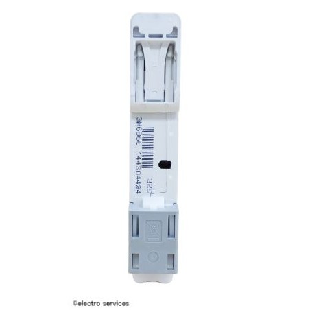 Disjoncteur 16A 1P+N courbe D 6–10kA Hager NGT716 1 module