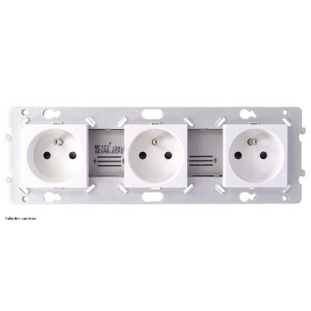 Prise de courant triple 2P+T Hager Essensya WE123 blanc